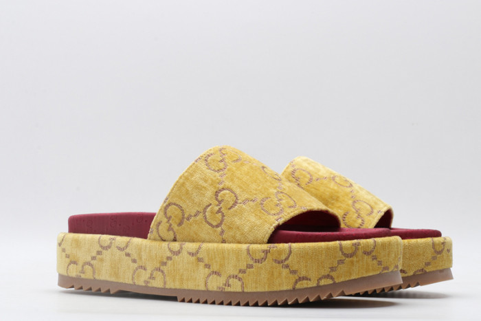 GUI SANDAL