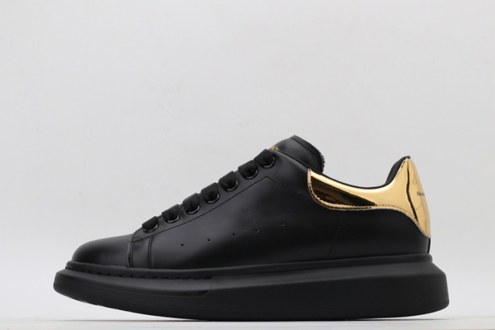 ALEX MCQU SNEAKER