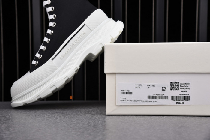 ALEX MCQU SNEAKER