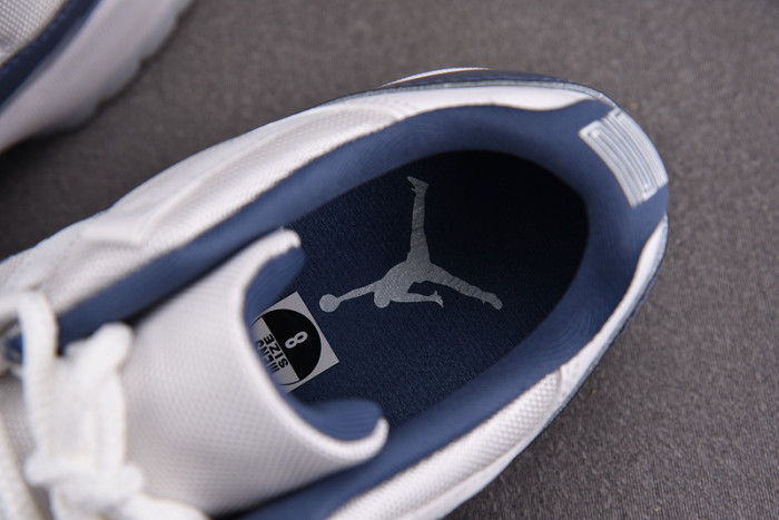 Air Jordan 11 Retro Low Midnight Navy (2024) FV5104-104