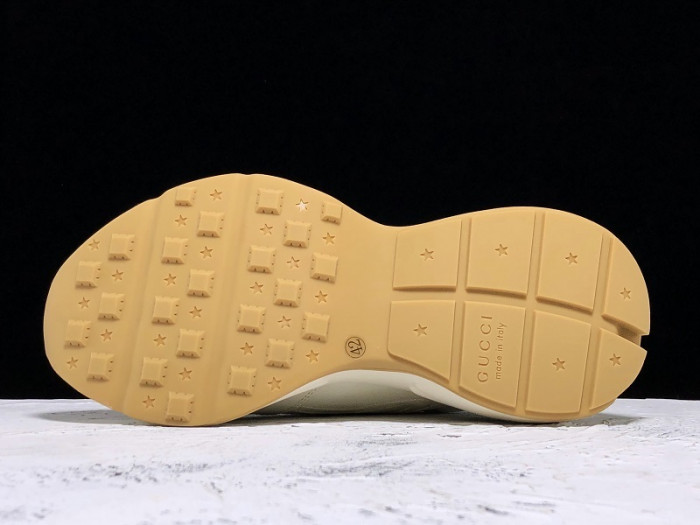 GUI SNEAKER