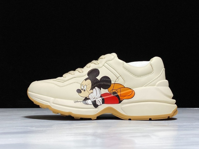 GUI SNEAKER