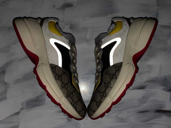 GUI SNEAKER