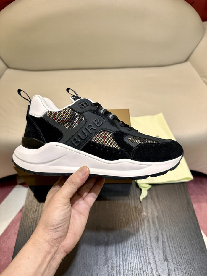 BUB sneaker