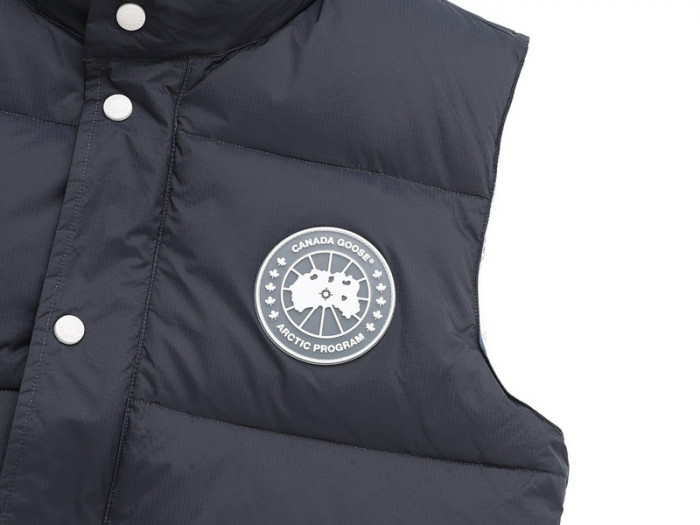 C&NA* G00SE down jacket