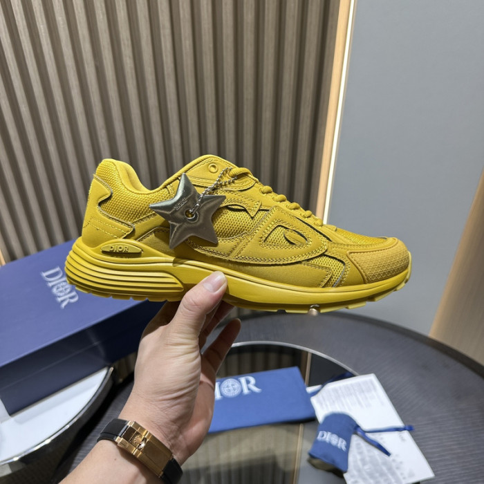 D10R SNEAKER