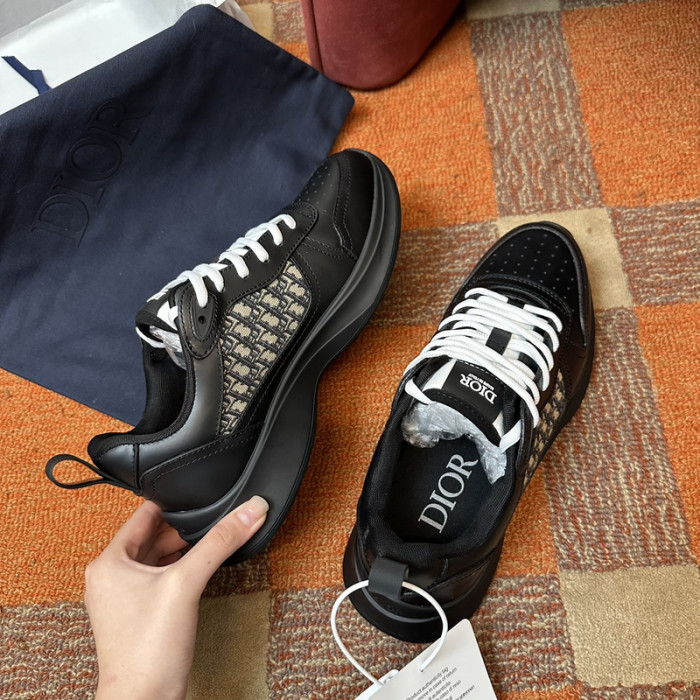 D10R B25 SNEAKER