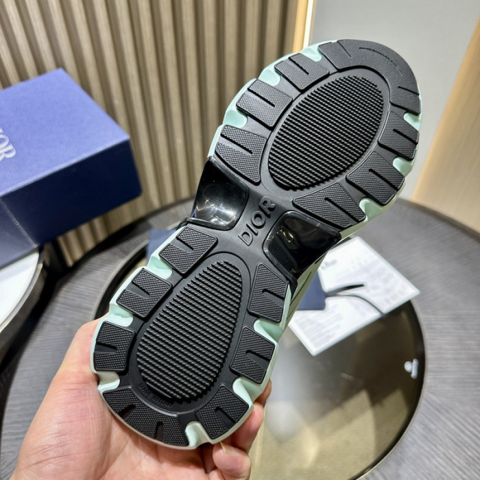 D10R B44 SNEAKER