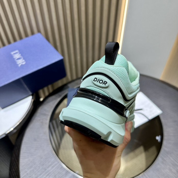 D10R B44 SNEAKER