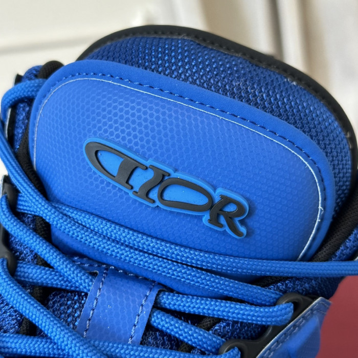 D10R B57 SNEAKER