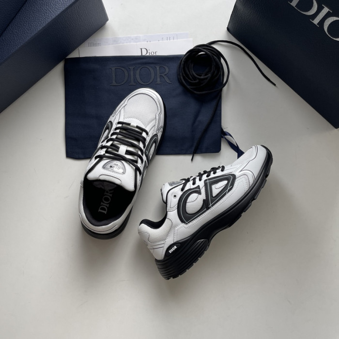D10R SNEAKER