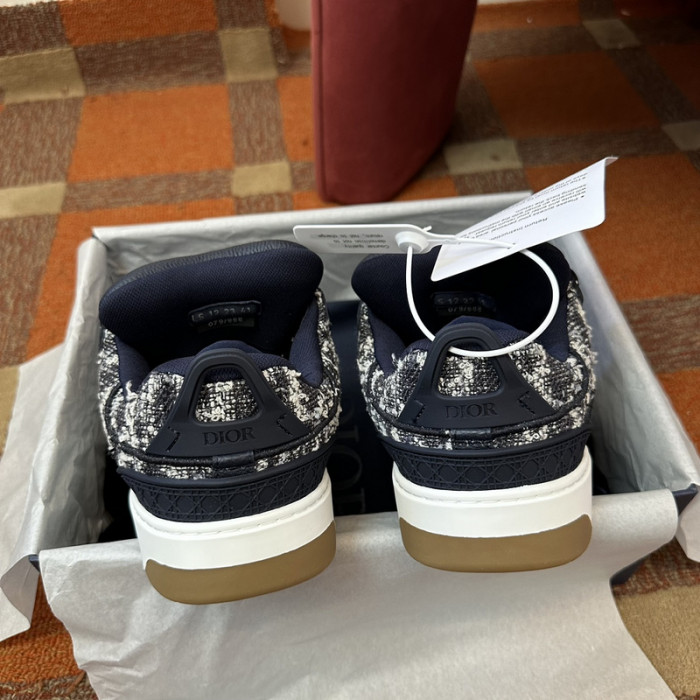 D10R SNEAKER