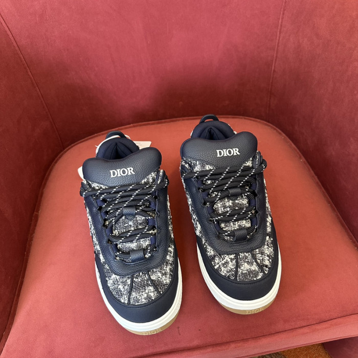 D10R SNEAKER
