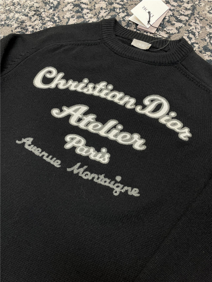 D10R SWEATER