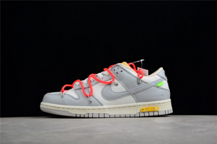 OFW x Dunk Low ''Lot 06 of 50'' DM1602-110