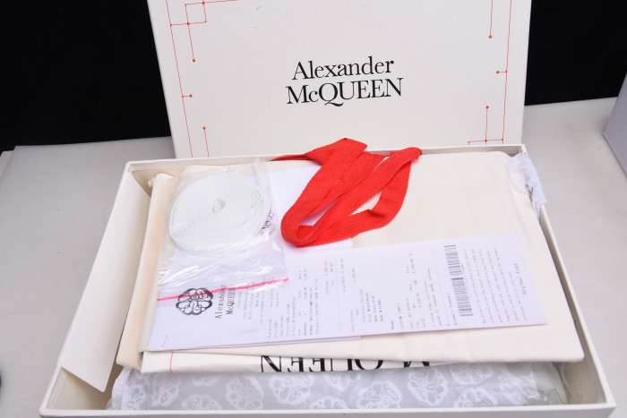 ALEX MCQU SNEAKER