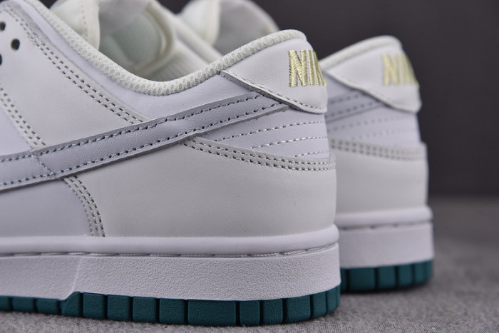 Dunk Low GS  