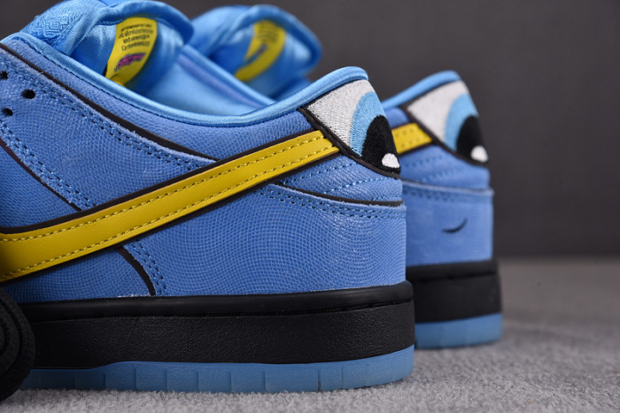 The Powerpuff Girls x Nike SB Dunk Low “Bubbles” fz8320-400