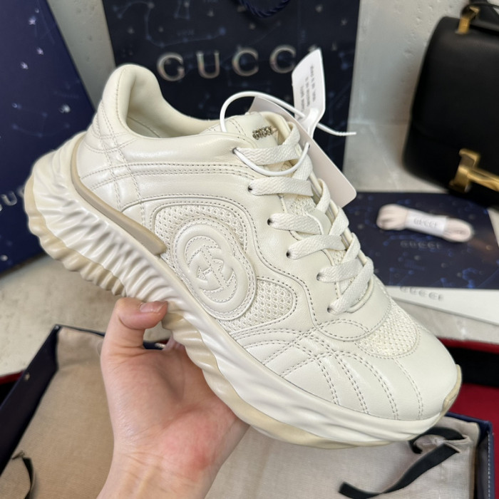 GUI SNEAKER