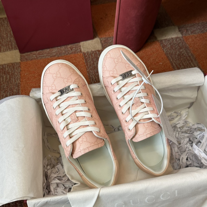 GUI SNEAKER