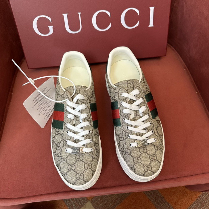 GUI SNEAKER
