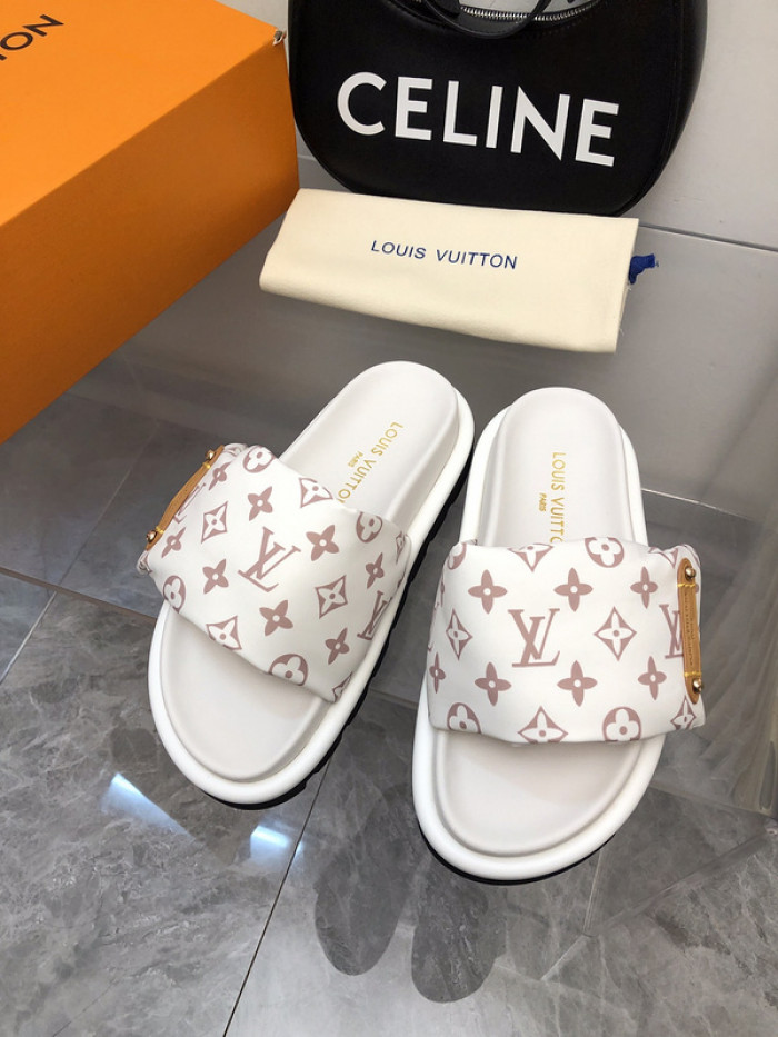 L0VT SANDAL