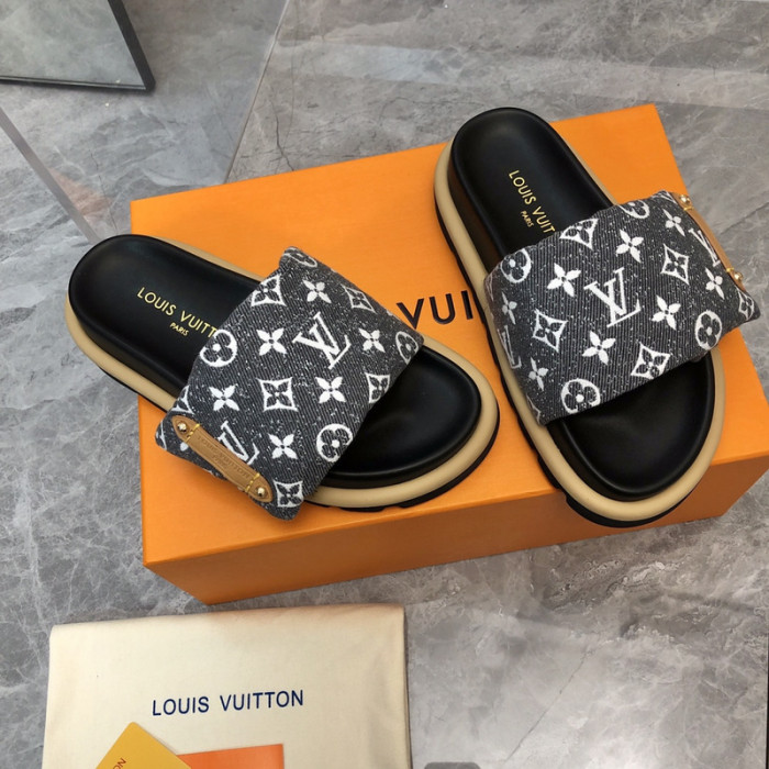 L0VT SANDAL