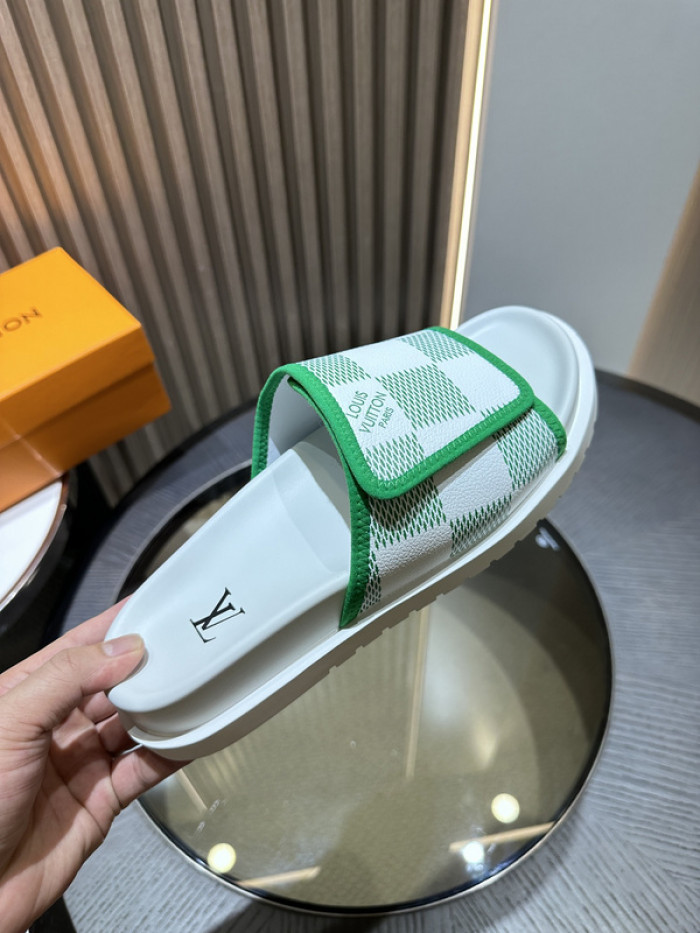 L0VT SANDAL