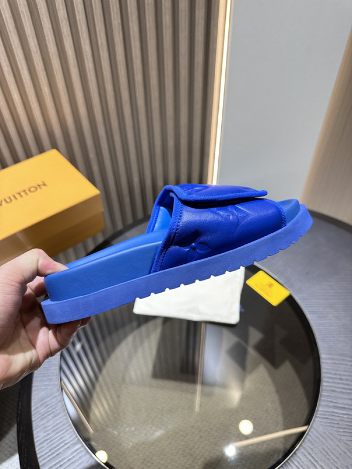L0VT SANDAL