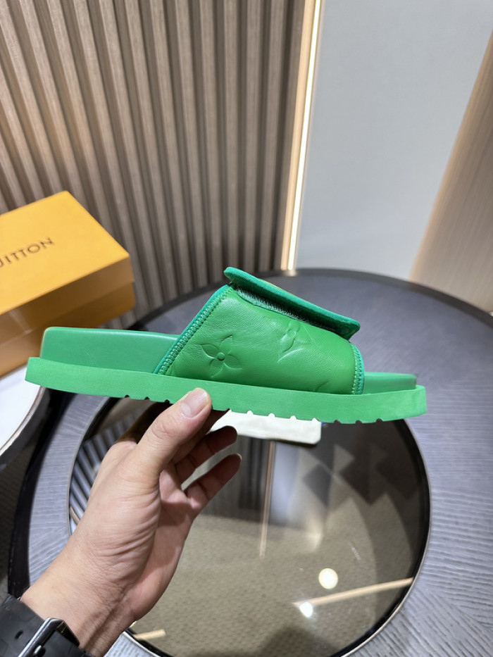 L0VT SANDAL