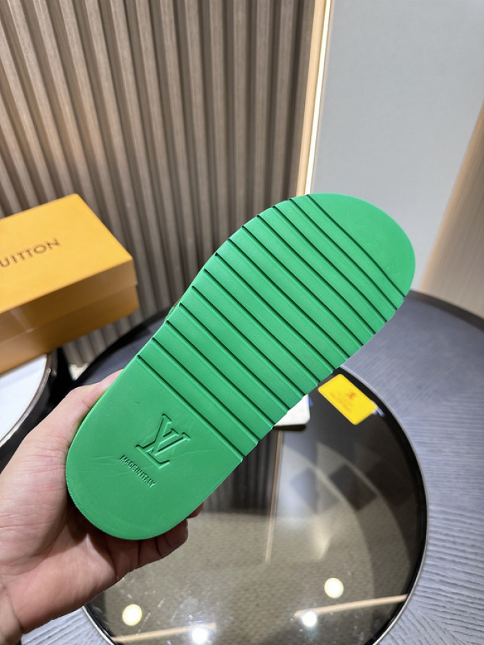 L0VT SANDAL