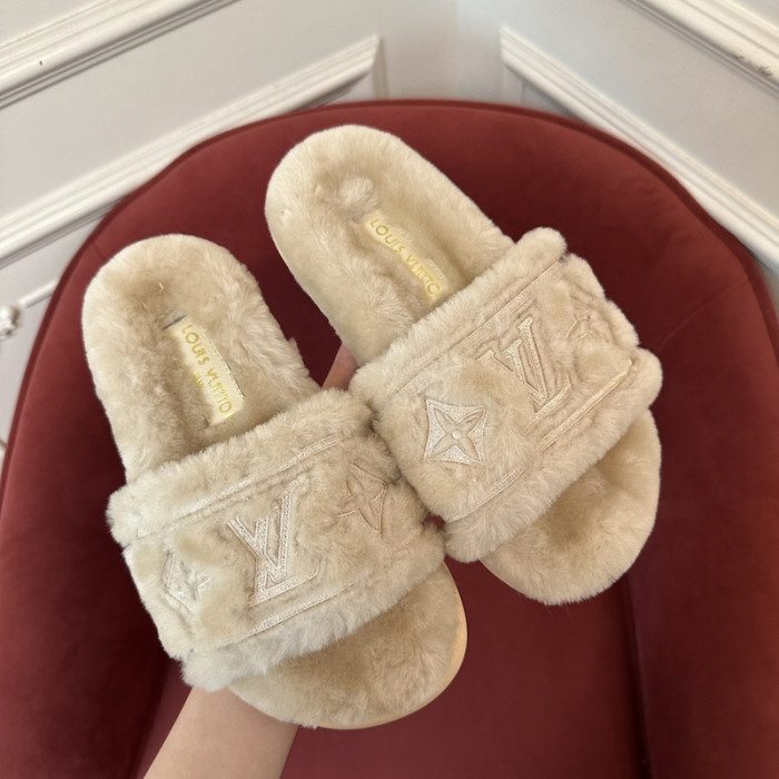 L0VT SANDAL