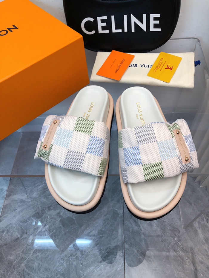 L0VT SANDAL