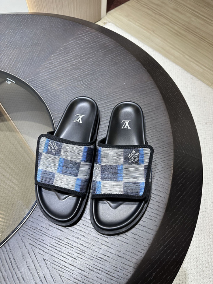 L0VT SANDAL