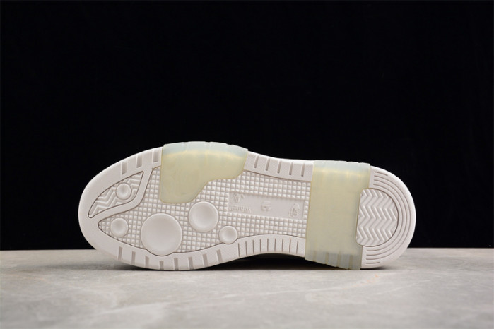 OFW SNEAKER