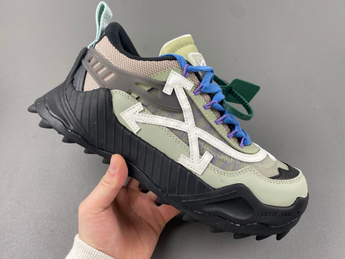 OFW SNEAKER