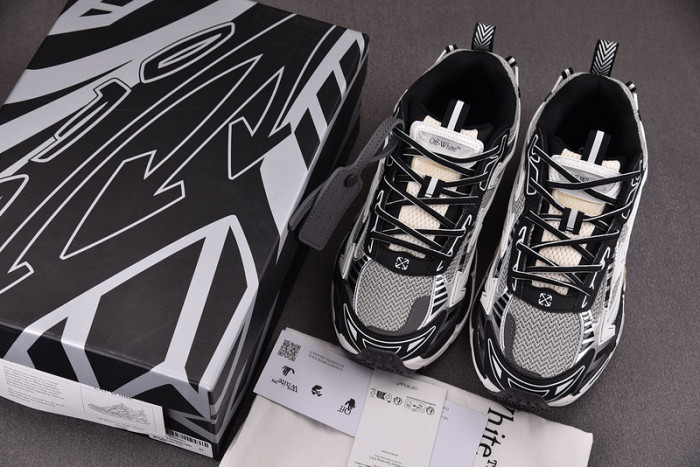 OFW SNEAKER