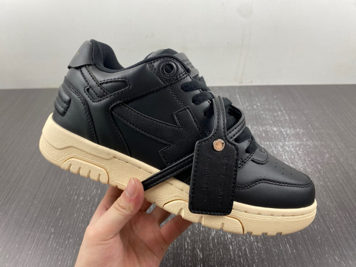 OFW SNEAKER