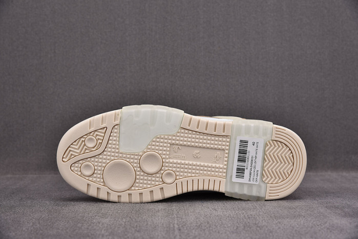OFW SNEAKER