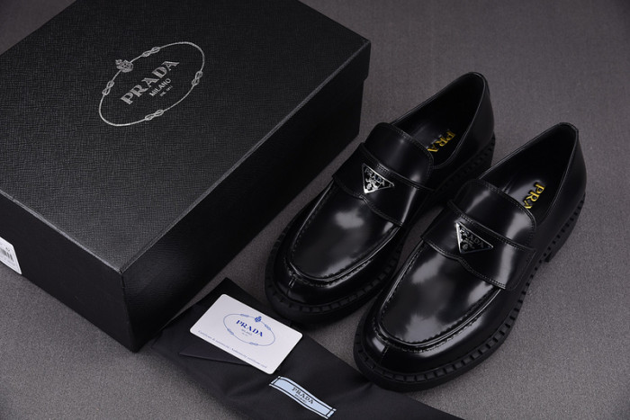 PRAD SNEAKER
